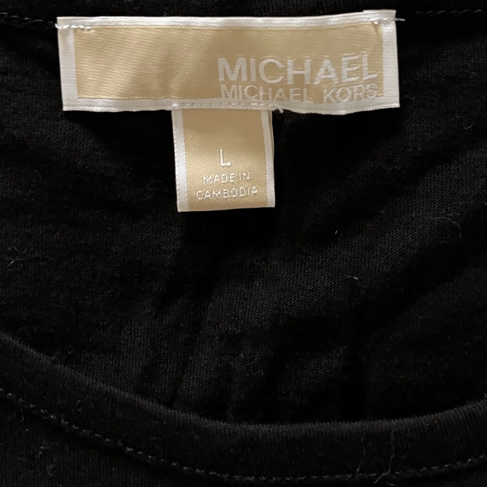 HP🎉 Michael Kors Logo Gold Studded Long Sleeve Tee - Picture 4 of 4